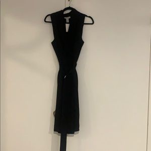 🚨NWT🚨Ships same day🚨H&M Black Wrap Belted Dress